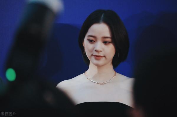 歐陽娜娜高畫質圖片