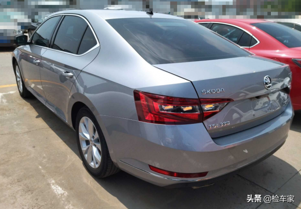 當年驚豔八方,如今泯然眾人!9萬多買這輛17年的斯柯達速派值嗎 當年驚豔八方,如今泯然眾人!9萬多買這輛17年的斯柯達速派值嗎