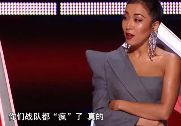 幾句話敗光路人緣？蔣勤勤“沒素質”、陳坤賣慘，被罵真的不冤