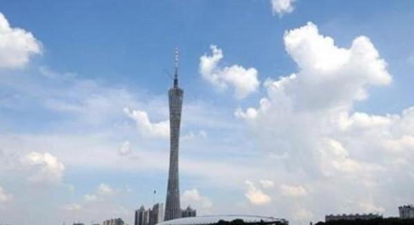 80萬韓幣在中國能用多久？韓國人說夠花一個月，網友：他沒睡醒