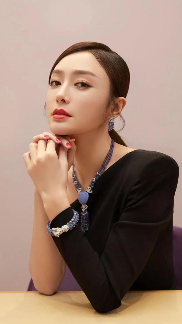 秦嵐高畫質桌布,精緻優雅的女人 秦嵐高畫質桌布,精緻優雅的女人