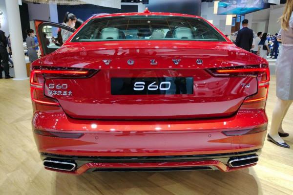 二線豪華品牌家轎怎麼選？文中會給您答案