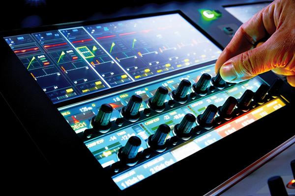 現場調音臺王者系列 之 Soundcraft Vi