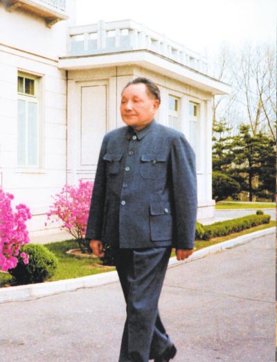 1979年,鄧小平聽取軍科委彙報後有些不悅:軍工產品樣樣都搞不行 1979年,鄧小平聽取軍科委彙報後有些不悅:軍工產品樣樣都搞不行