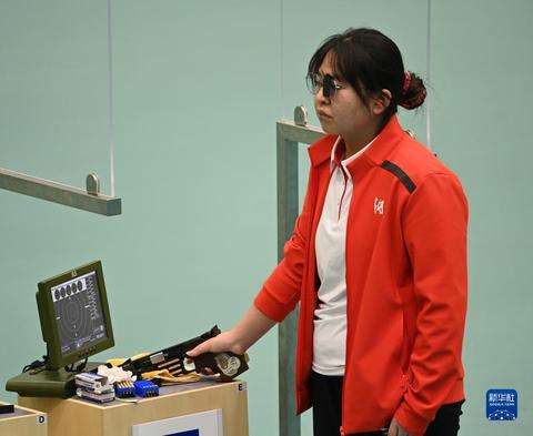 全運會-射擊女子25米運動手槍決賽：湖南隊選手劉銳獲得冠軍