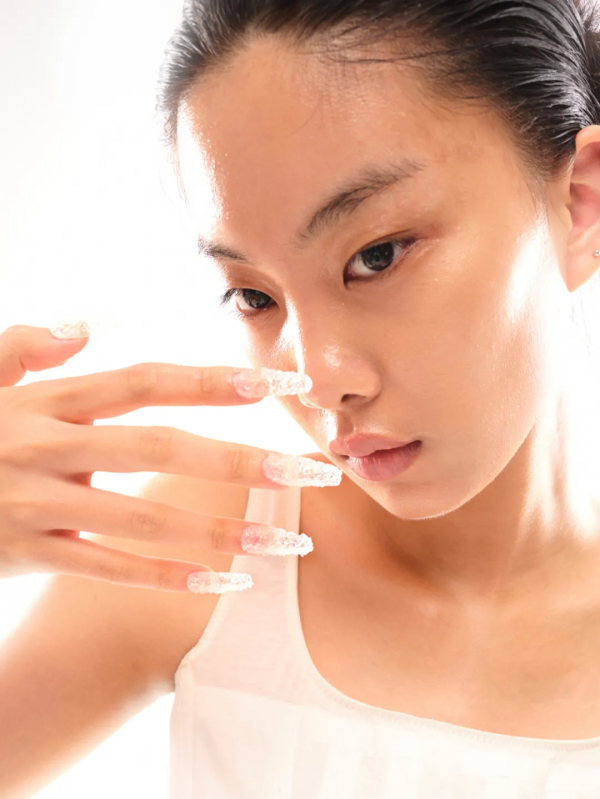 歐陽娜娜都愛上的「穿戴甲」,它的美快來了解一下 歐陽娜娜都愛上的「穿戴甲」,它的美快來了解一下