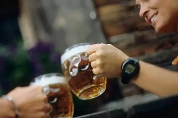 喝不同的酒,可以測算出一個人的性格 喝不同的酒,可以測算出一個人的性格