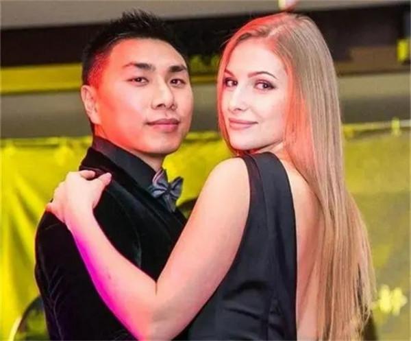 學渣梅愛偲留學烏克蘭,32歲娶18歲高中生,住3000平豪宅 學渣梅愛偲留學烏克蘭,32歲娶18歲高中生,住3000平豪宅