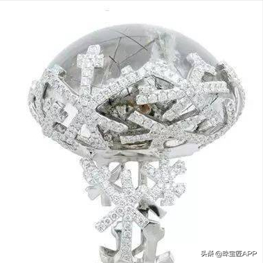 擁有了冰墩墩？你還差一件這樣的冰雪珠寶！36款冰雪主題珠寶盤點