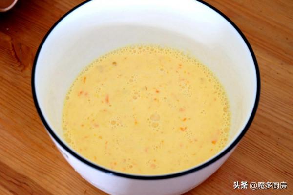 香蕉葡萄乾做成蛋糕更好吃，不用打蛋器，小朋友都能輕鬆做