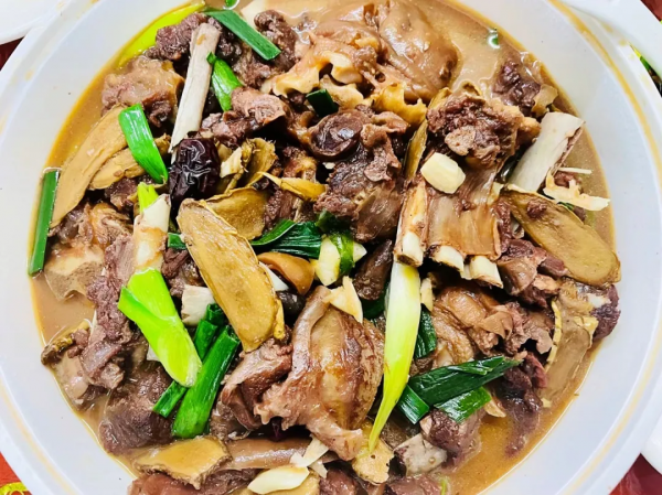 姐夫來家裡做客,我煮了6道菜招待,吃完說:豐盛,可以做老闆了 姐夫來家裡做客,我煮了6道菜招待,吃完說:豐盛,可以做老闆了