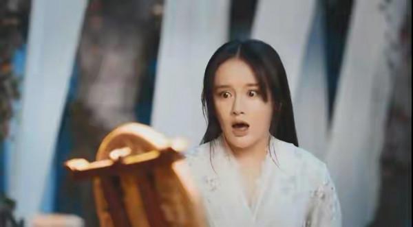 單看硬照美如畫，一到戲裡就&OpenCurlyDoubleQuote;拉胯&rdquo;，這2位女星顏值成謎