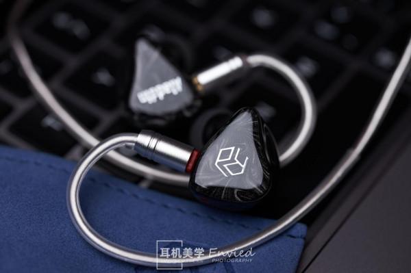 千元級新人聲利器——擼妹評研音Aladdin阿拉丁