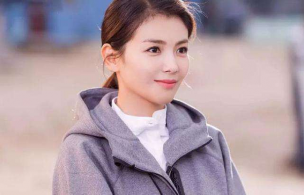 盤點參加“文代會”的10個明星,有老戲骨也有“小鮮肉” 盤點參加“文代會”的10個明星,有老戲骨也有“小鮮肉”