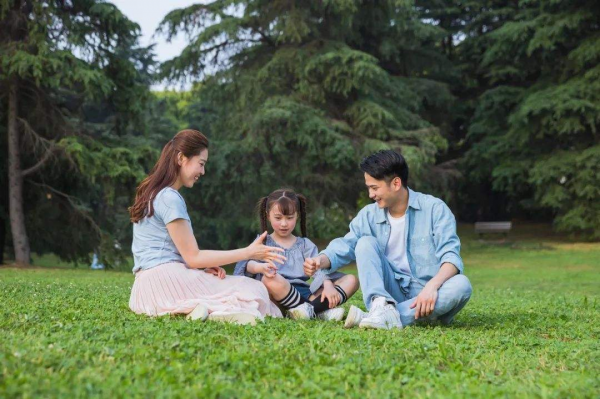 聖誕節,要不要過給孩子過?其實孩子期待的是這3件事,無關洋節 聖誕節,要不要過給孩子過?其實孩子期待的是這3件事,無關洋節