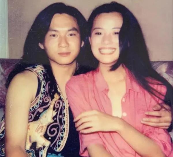 和王菲的初戀相愛28年，51歲的詠梅才是人間清醒