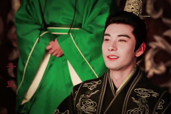 咱就是說,能不能對古裝男主的髮型上點心? 咱就是說,能不能對古裝男主的髮型上點心?