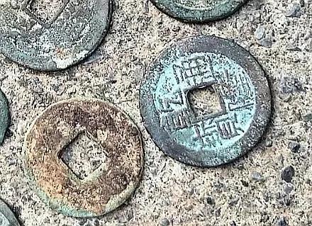 500塊,一把銅錢,瘋了嗎? 500塊,一把銅錢,瘋了嗎?