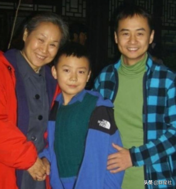 毛孩：照顧抑鬱母親葦青，如今媽媽成黃金配角，自己卻無戲可拍