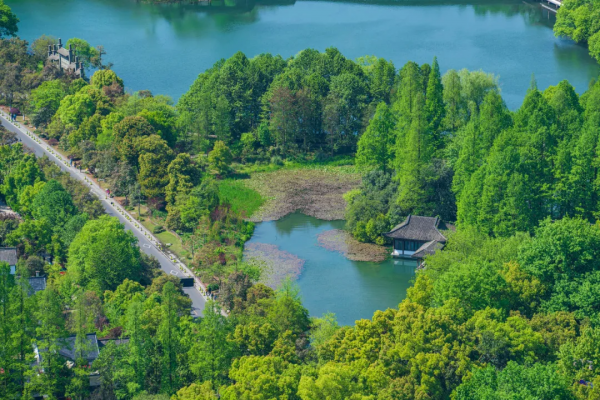 你以為是西湖,並不是真正的西湖 你以為是西湖,並不是真正的西湖