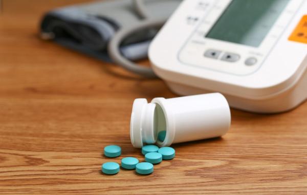 為什麼治療高血壓,老年人用利尿藥較多,年輕人用沙坦較多? 為什麼治療高血壓,老年人用利尿藥較多,年輕人用沙坦較多?