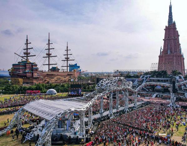 華晨宇演唱會厲害