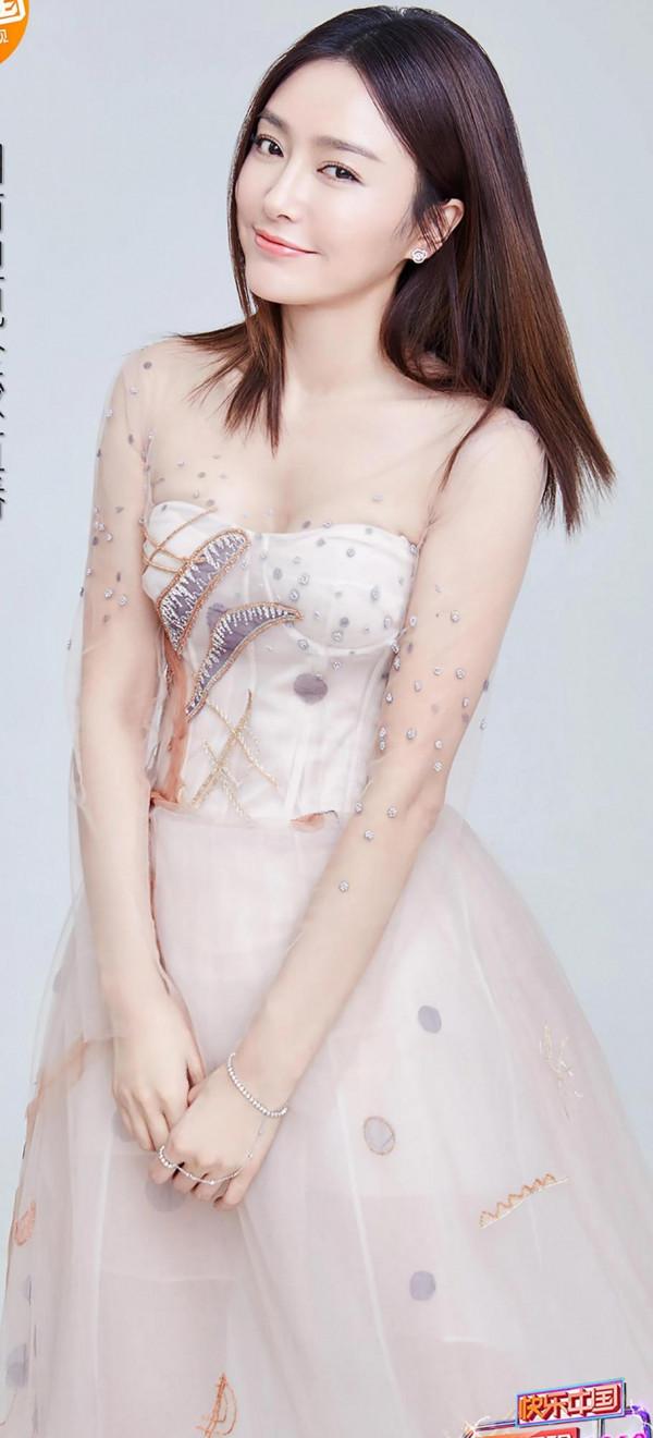 明星超高畫質美圖秦嵐