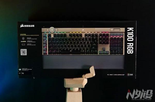 盡帶黃金甲 海盜船K100璀璨金特別版機械鍵盤圖賞