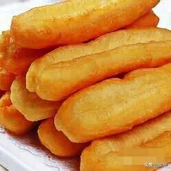 油條用酵母、泡打粉、小蘇打,哪一種效果好?早餐店師傅這麼說 油條用酵母、泡打粉、小蘇打,哪一種效果好?早餐店師傅這麼說