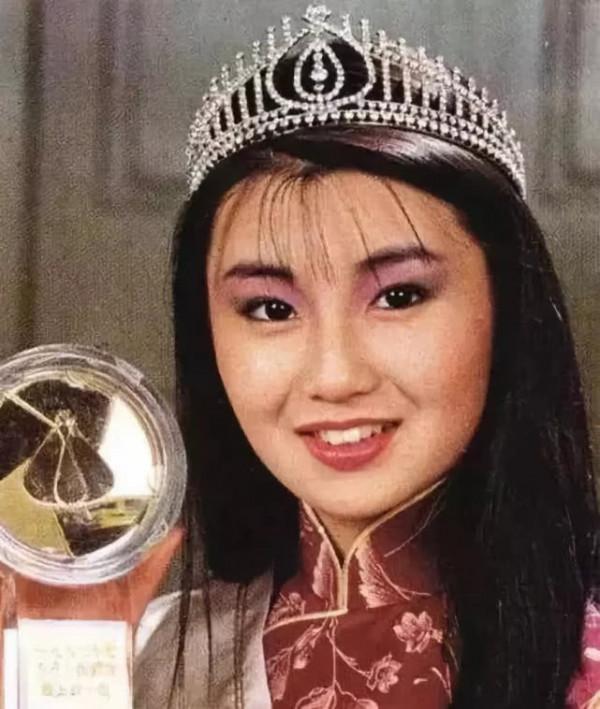 歲月不饒人，這6位女星，曾經驚豔時光如今顏值崩塌