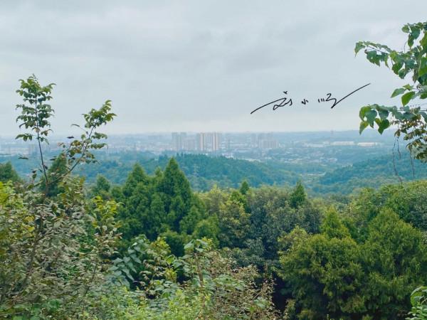 四川德陽有一座小眾古鎮，曾經是三國古戰場，現在都是徽派建築