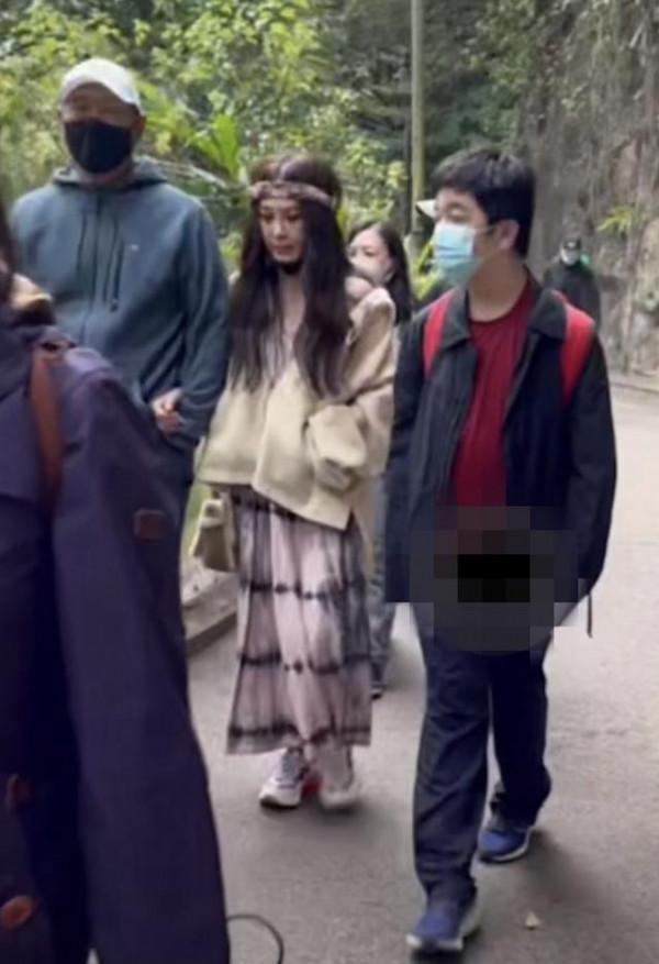 2022開年才9天，就有9對夫婦惹爭議：謝娜惹人嫌，黃磊孫莉被質疑