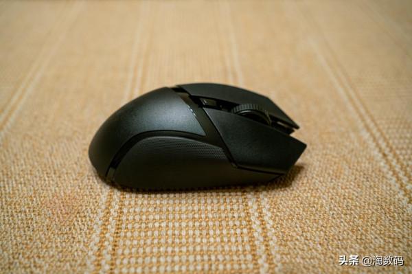 入門雙模遊戲滑鼠之選:¥149入手Razer雷蛇巴塞利斯V2簡評曬個單 入門雙模遊戲滑鼠之選:¥149入手Razer雷蛇巴塞利斯V2簡評曬個單