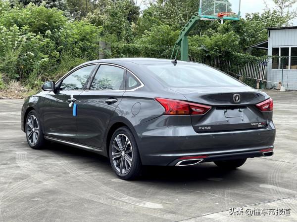 新車 | 前格柵細節調整,新款長安銳程CC實車曝光,配1.5T動力 新車 | 前格柵細節調整,新款長安銳程CC實車曝光,配1.5T動力