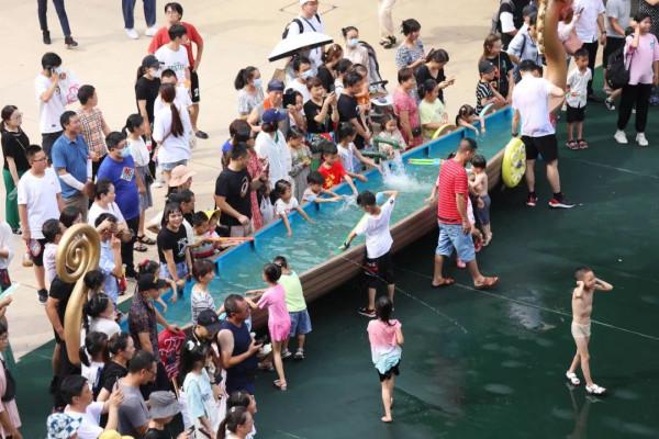 潑水狂歡,夢幻演出,痴狂電音,玩一天都不夠!杭州旅行必打卡 潑水狂歡,夢幻演出,痴狂電音,玩一天都不夠!杭州旅行必打卡