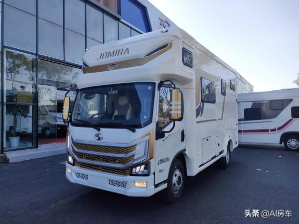 48V電+3.0T動力,有雙冰箱、電動床,實拍輕鬆跑川藏的卓美亞房車 48V電+3.0T動力,有雙冰箱、電動床,實拍輕鬆跑川藏的卓美亞房車