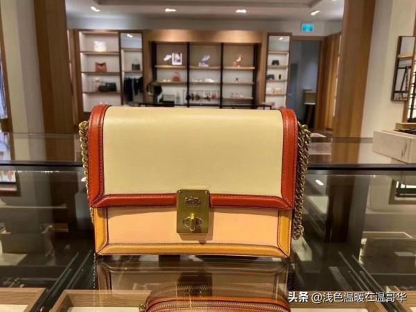 Coach包包特殊的存在——專櫃下奧萊款