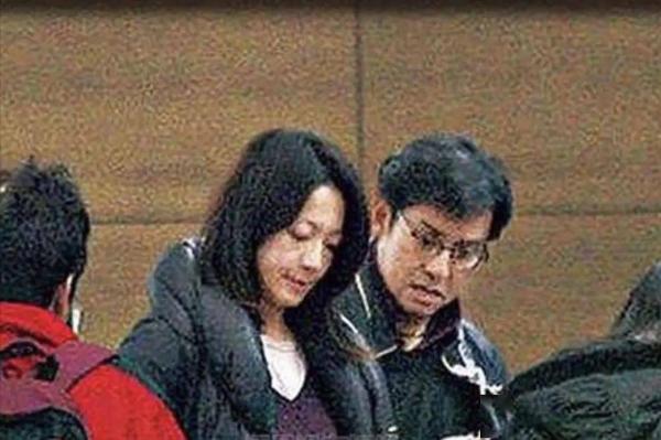 譚詠麟：髮妻助我成名，女朋友為我生了個兒子，兩人皆難取捨