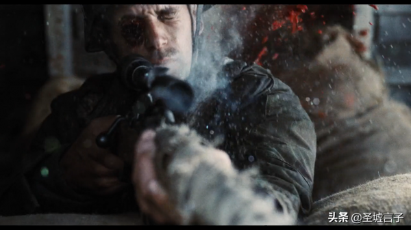 300多萬大軍諾曼底登陸戰,屍橫遍地血染沙灘,犧牲1隊人營救1個人 300多萬大軍諾曼底登陸戰,屍橫遍地血染沙灘,犧牲1隊人營救1個人