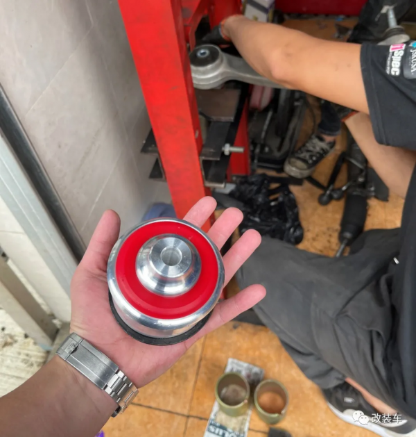 愛上跑賽道的黑武士寶馬3系，全力衝刺後才知道怎麼改車