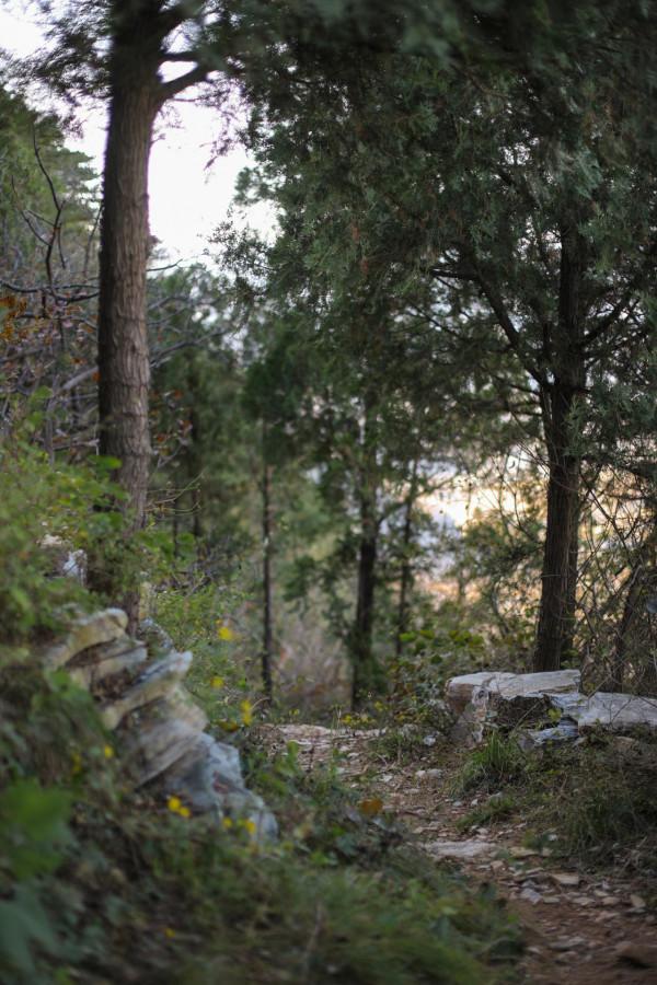 北京徒步登山:人少且免費的爬山步道,房山石花洞鳥語林風景區 北京徒步登山:人少且免費的爬山步道,房山石花洞鳥語林風景區