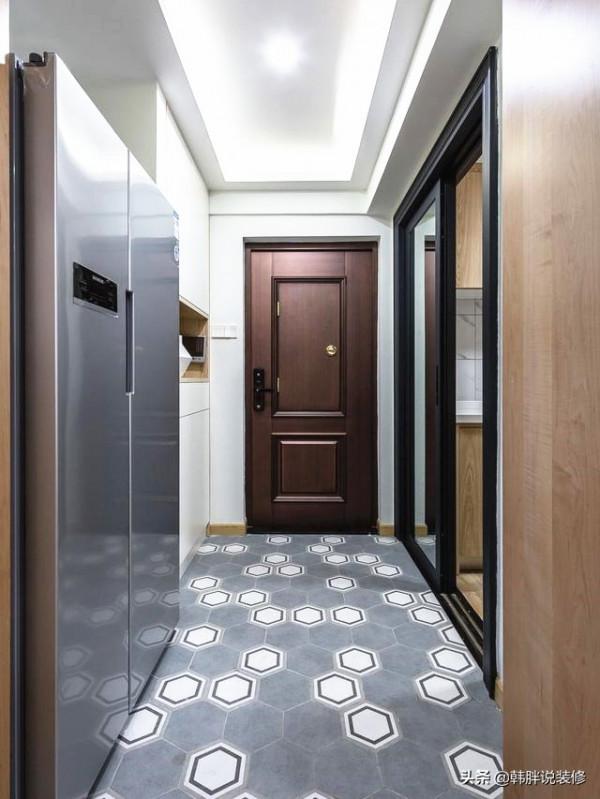 她家的110㎡新房，堅持砸掉客廳和書房的隔斷牆，效果讓人驚豔