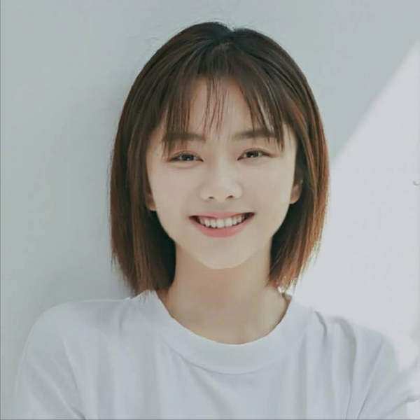 笑容有感染力的女明星，90后里我只服這5位，不自覺也跟著笑了