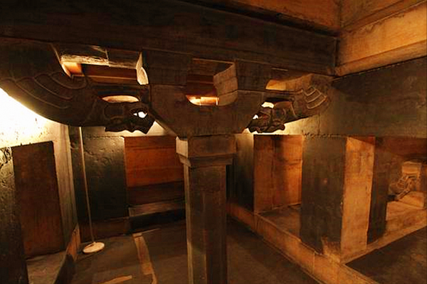 四川挖出千年大墓，墓中有青樓女子壁畫，專家：可能是宋徽宗建造