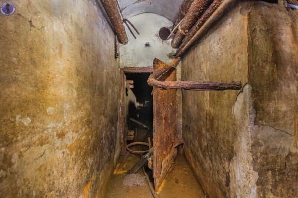 “朱可夫的掩體”，建於第二次世界大戰期間，深度為 30 米