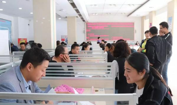 民辦大學畢業生遭“歧視”?主要是不夠優秀 民辦大學畢業生遭“歧視”?主要是不夠優秀