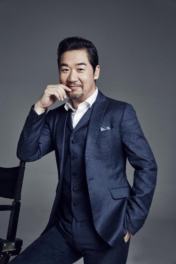 明星又來“特權”？王珞丹拖欠民工血汗錢9年，張國立拍戲封路