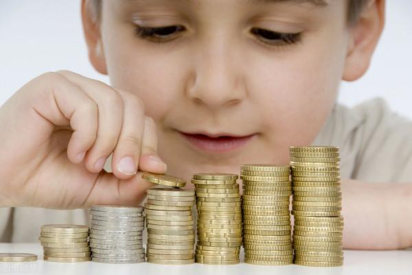 產糧大國的“搶糧”之戰，一半是民生，一半是千萬養殖戶的未來