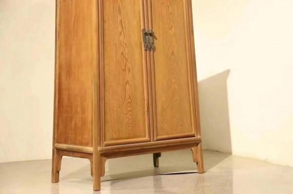 書櫃和藥櫃各倆