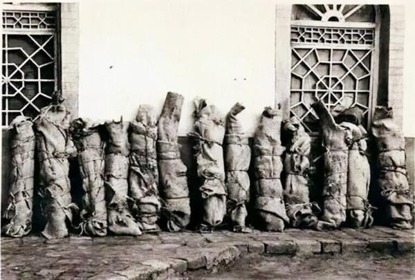 青馬淒涼晚景：馬步青經商失敗傾家蕩產，馬步芳客死阿拉伯